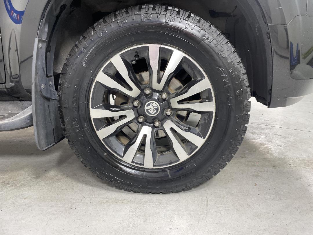 Photo '9' of Holden Colorado