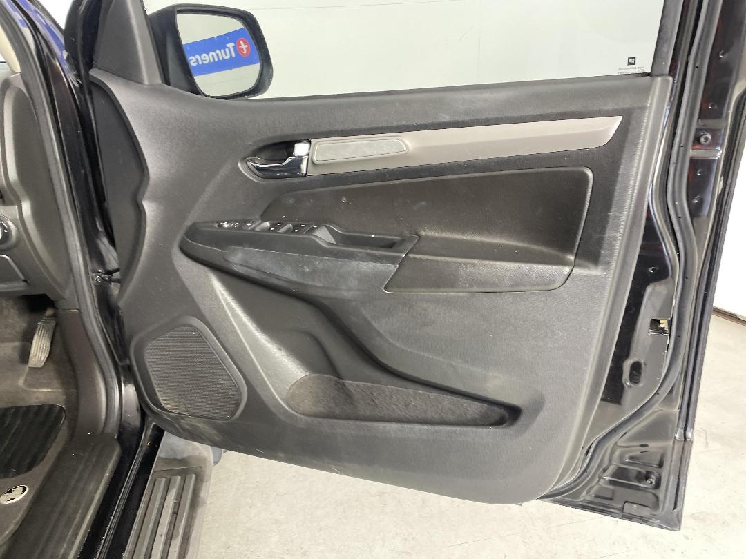 Photo '15' of Holden Colorado