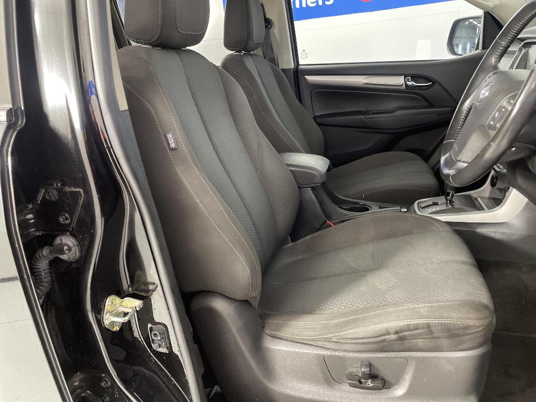 Photo '16' of Holden Colorado