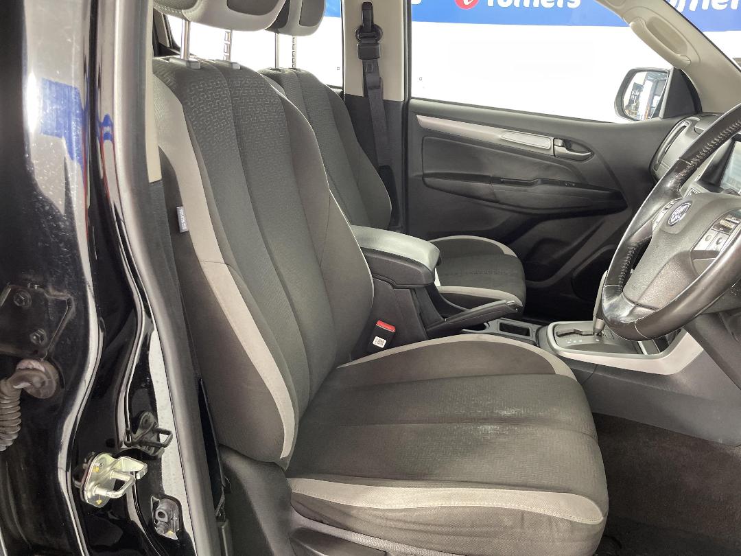 Photo '16' of Holden Colorado