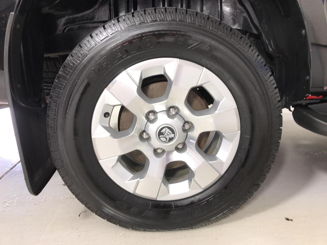 Photo '12' of Holden Colorado