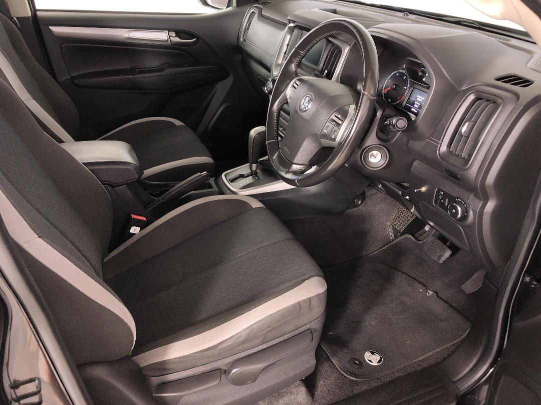 Photo '16' of Holden Colorado