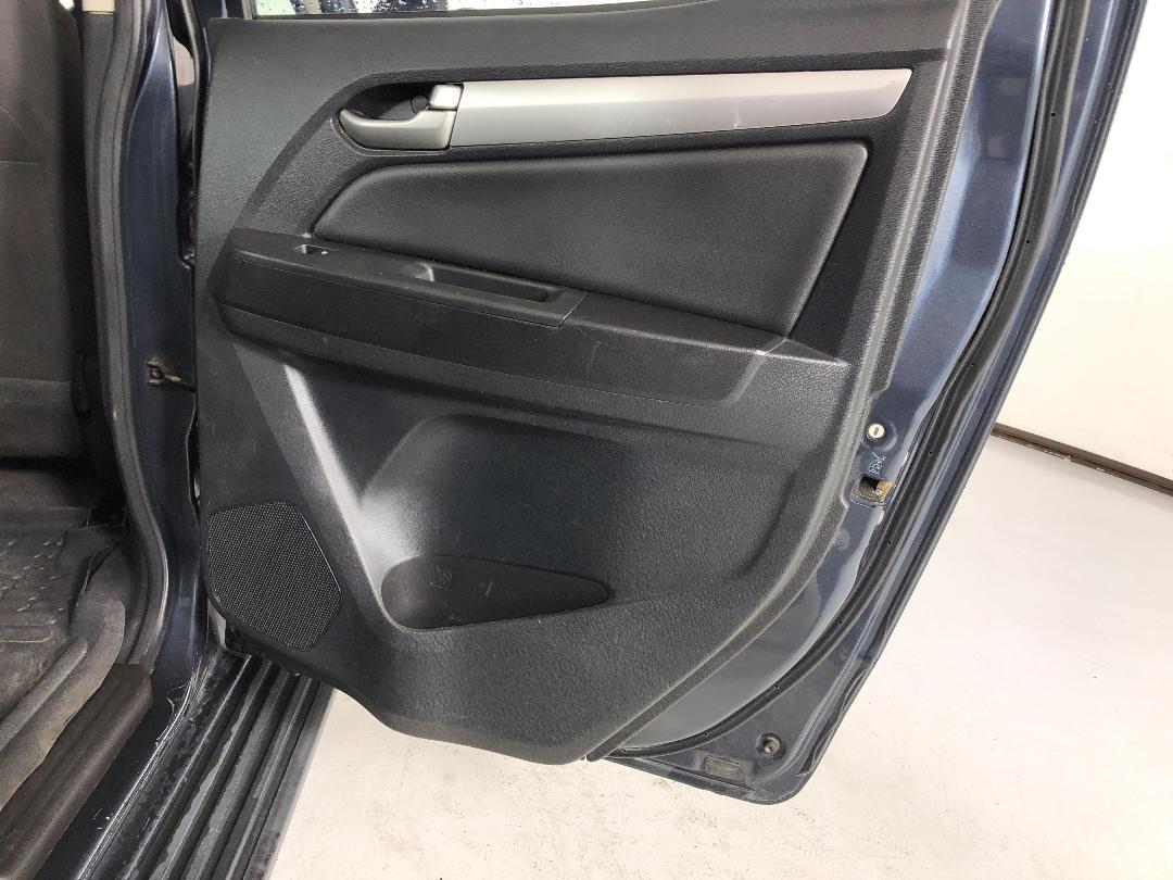 Photo '19' of Holden Colorado