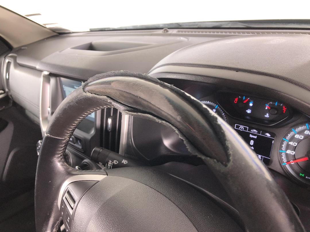 Photo '24' of Holden Colorado