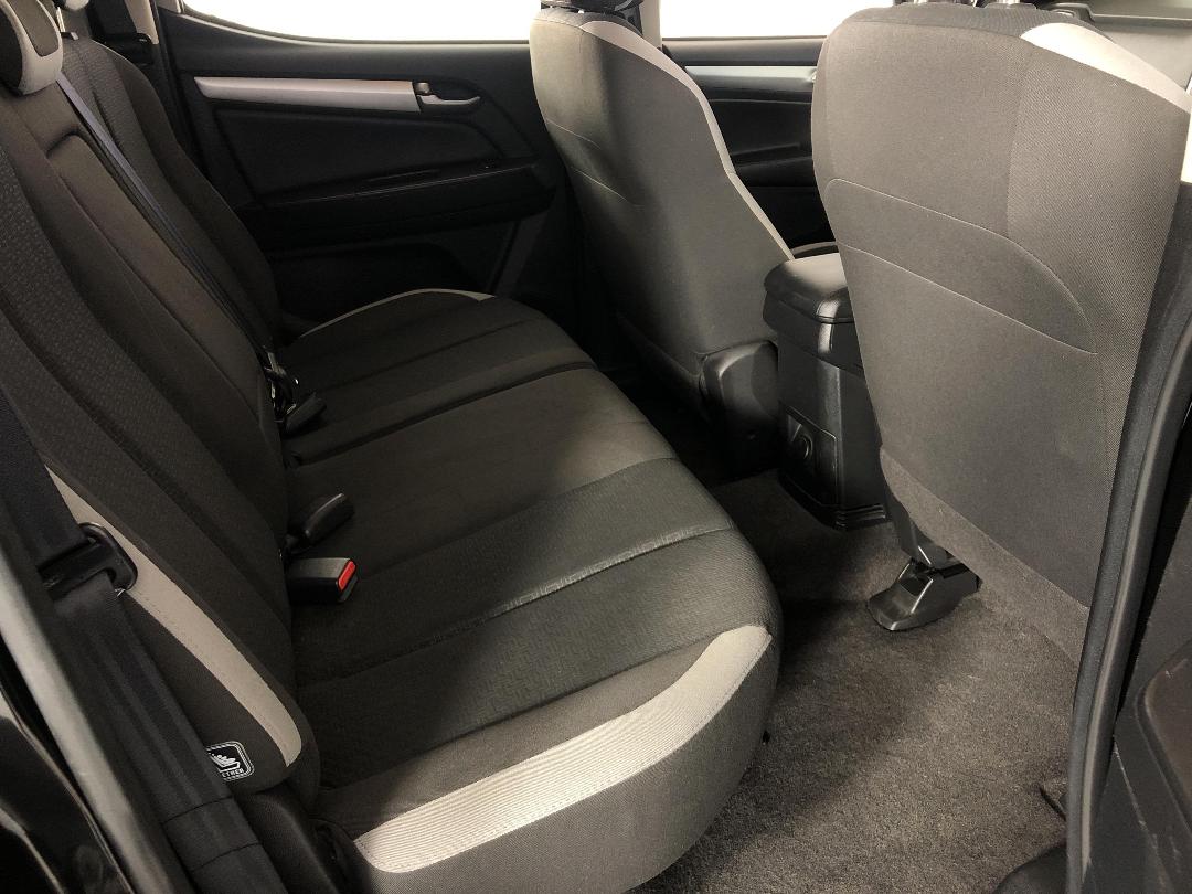 Photo '20' of Holden Colorado