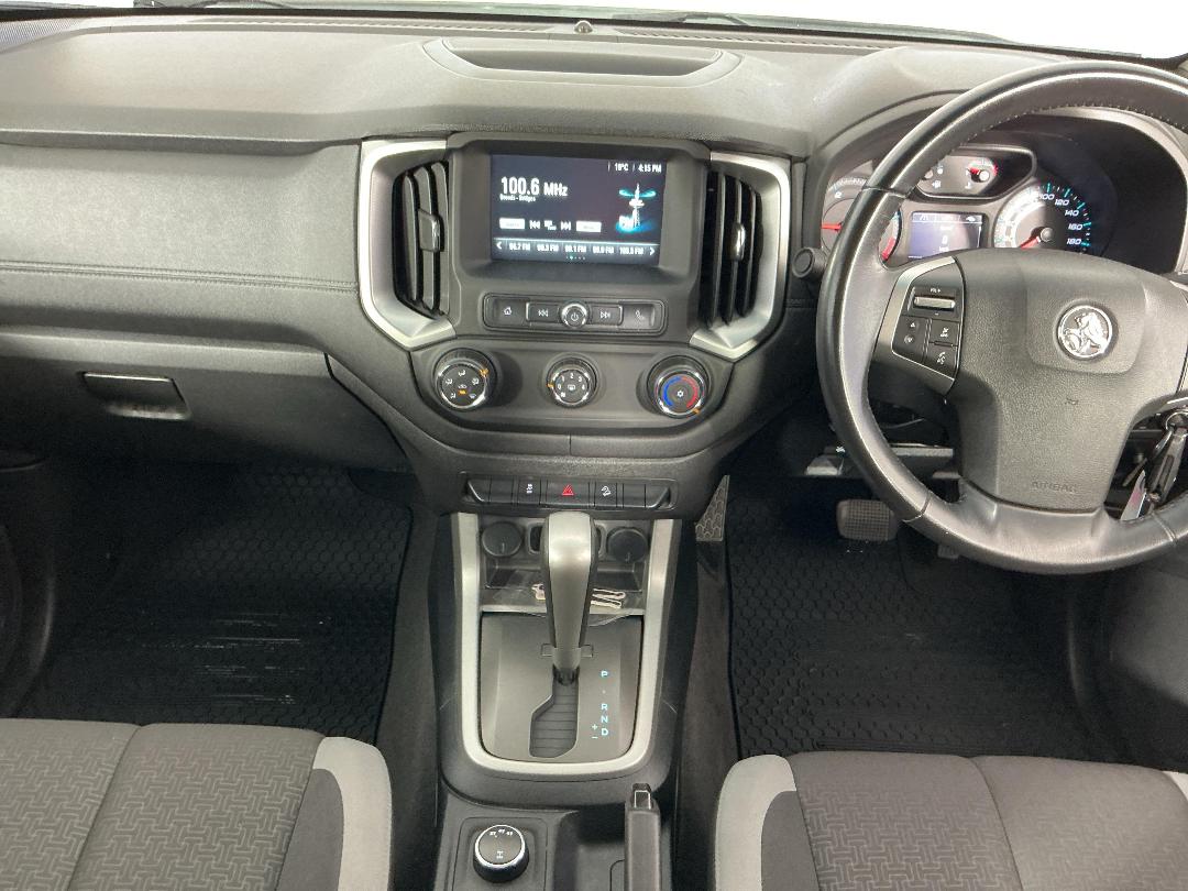 Photo '18' of Holden Colorado