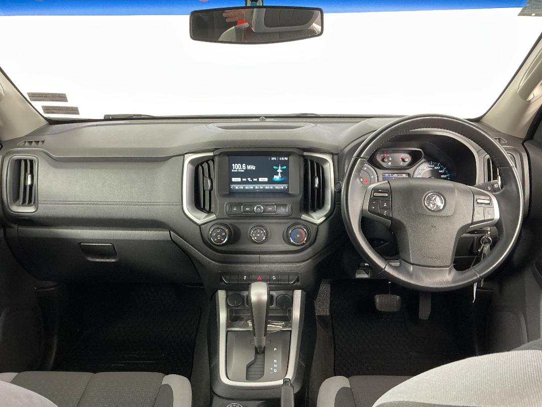 Photo '17' of Holden Colorado