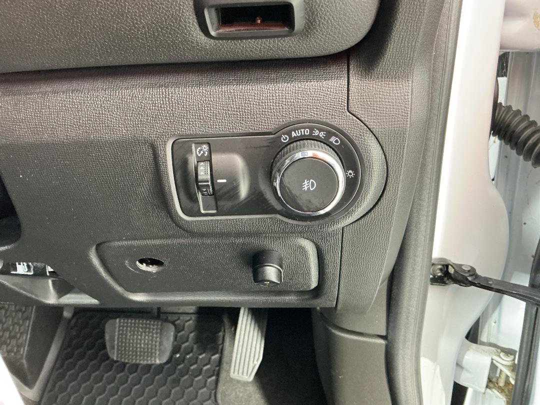 Photo '24' of Holden Colorado