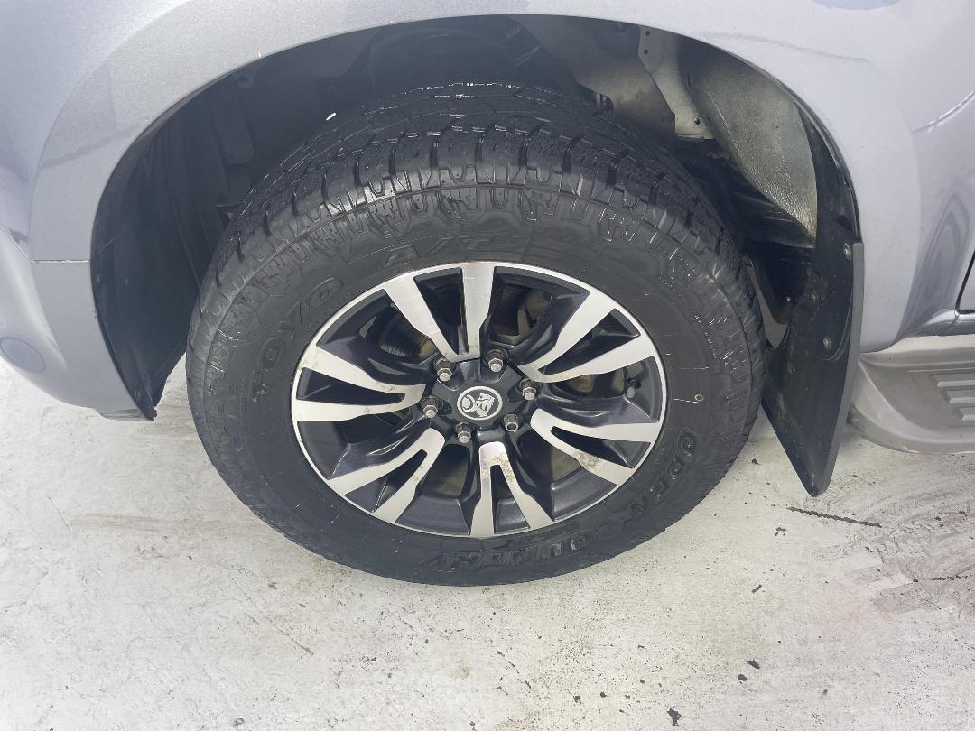 Photo '10' of Holden Colorado