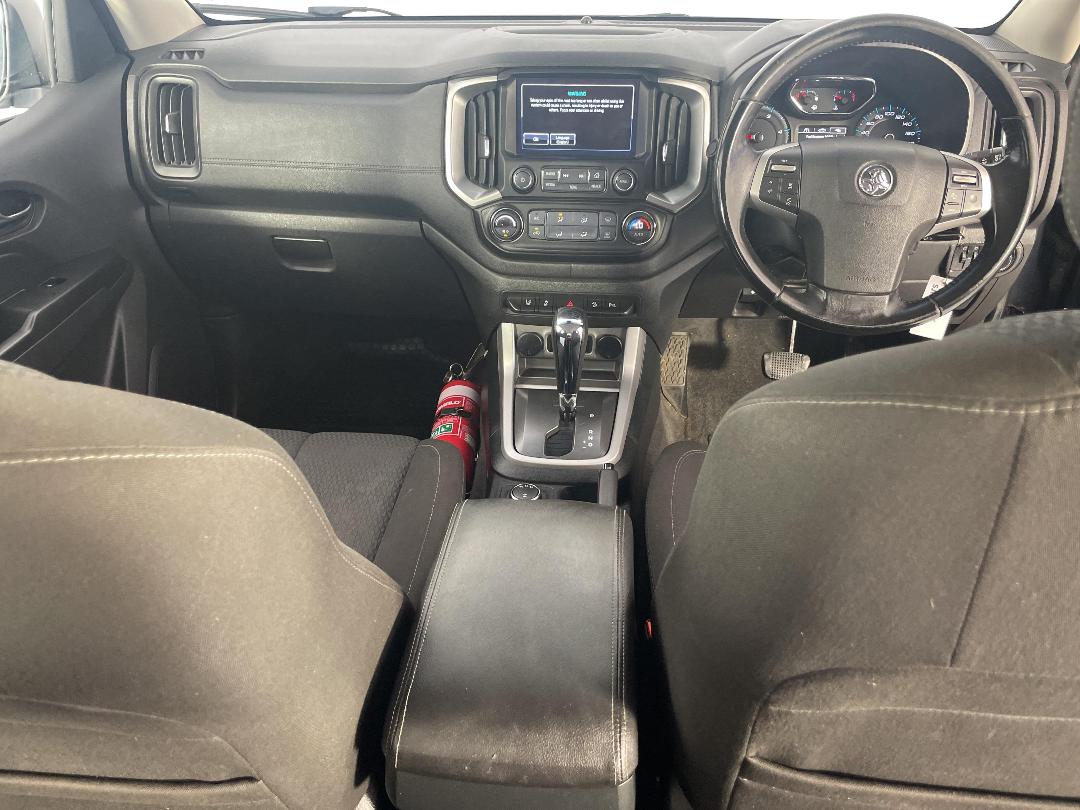 Photo '17' of Holden Colorado