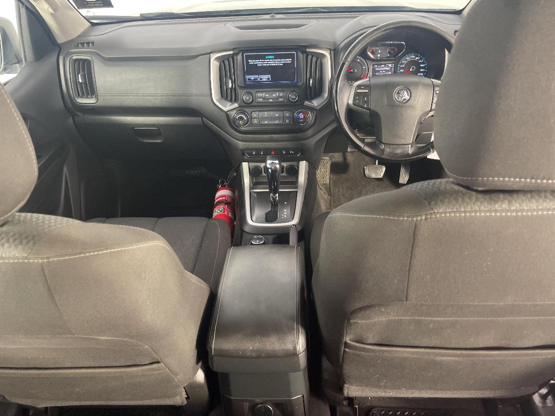 Photo '18' of Holden Colorado