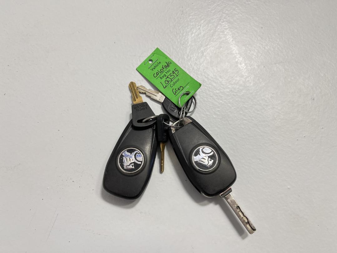 Photo '22' of Holden Colorado