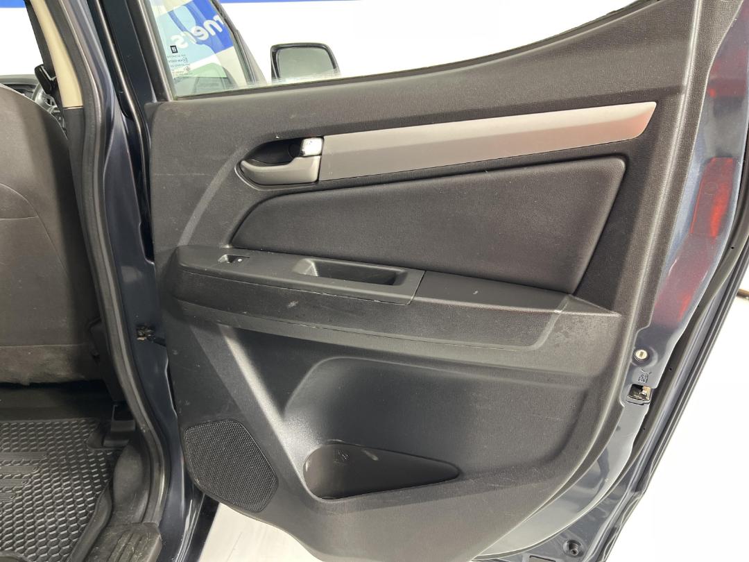 Photo '19' of Holden Colorado