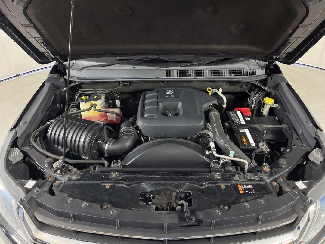 Photo '13' of Holden Colorado