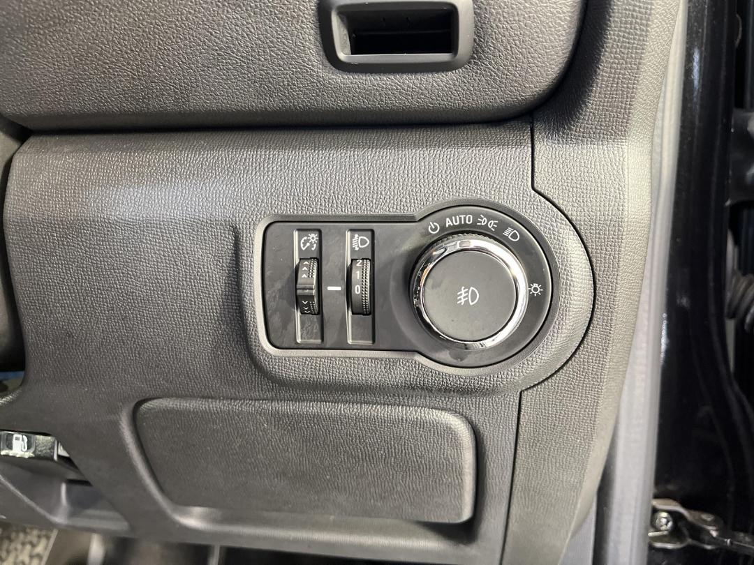 Photo '27' of Holden Colorado