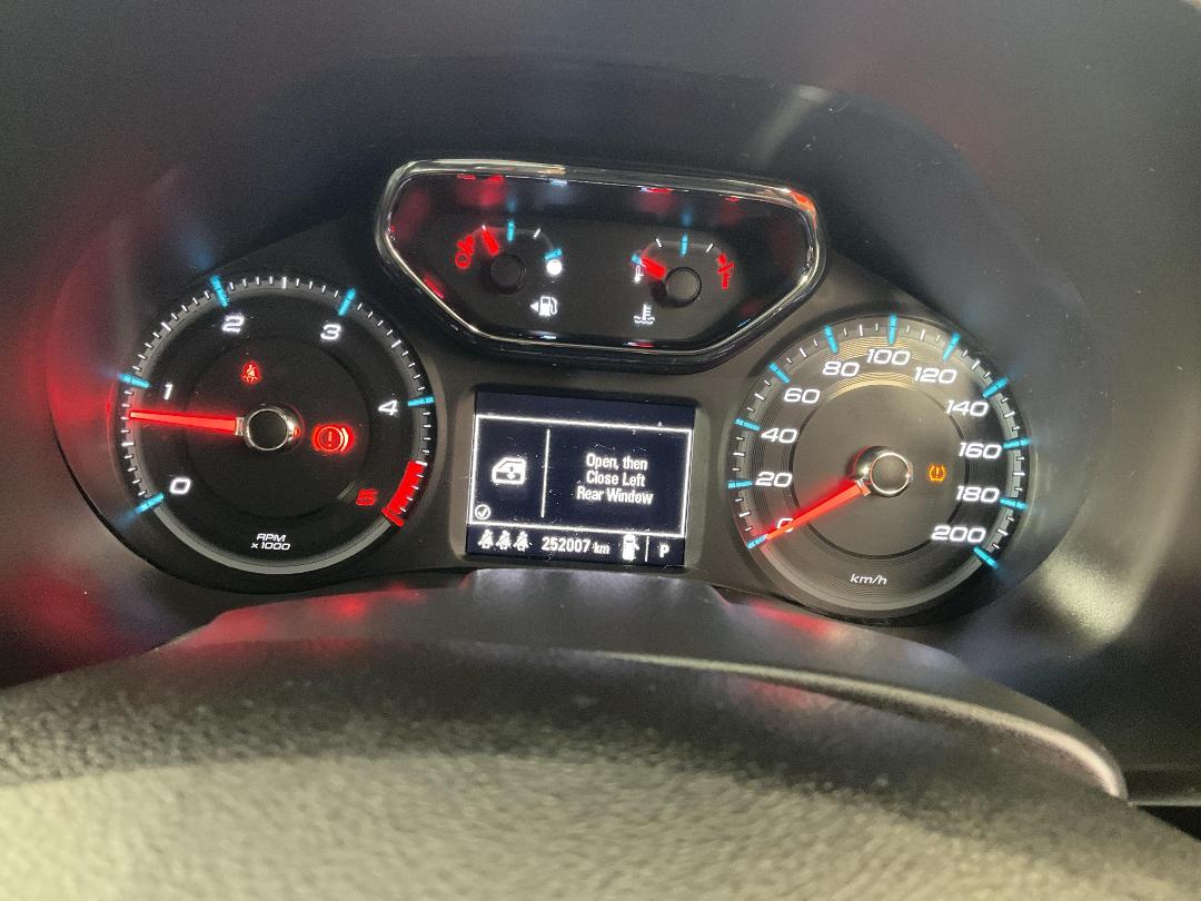 Photo '21' of Holden Colorado