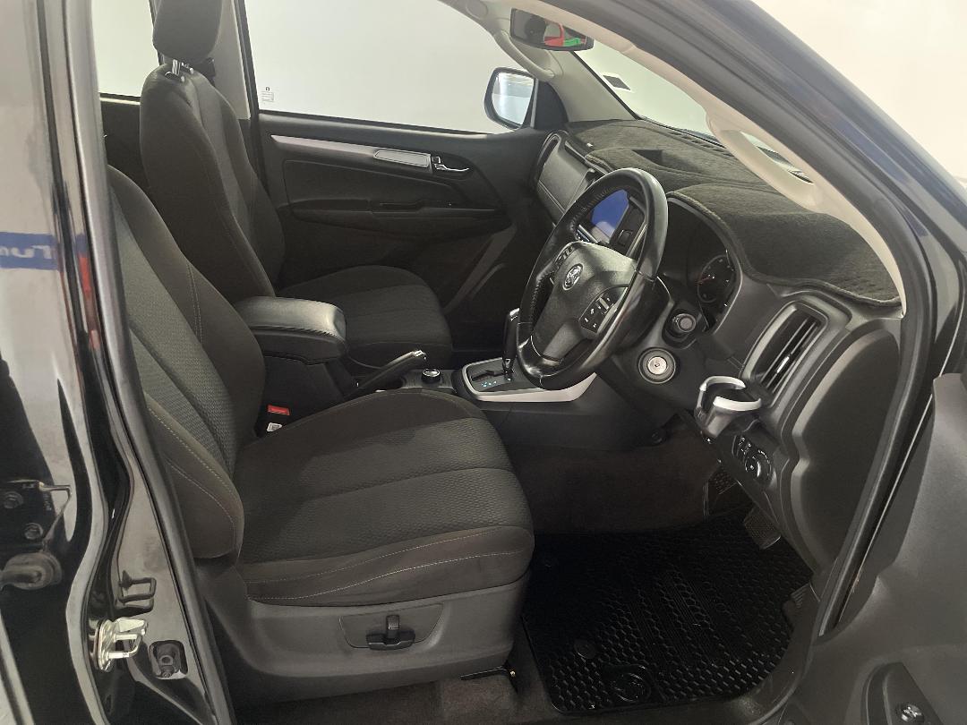 Photo '16' of Holden Colorado