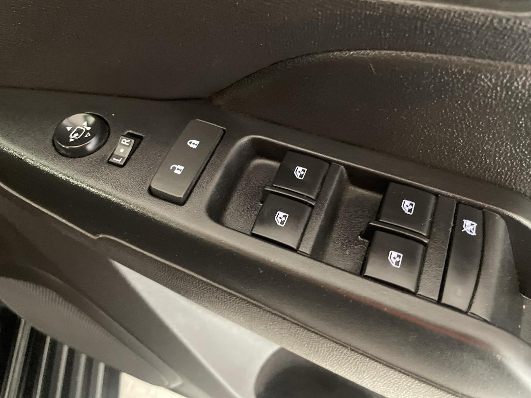 Photo '24' of Holden Colorado