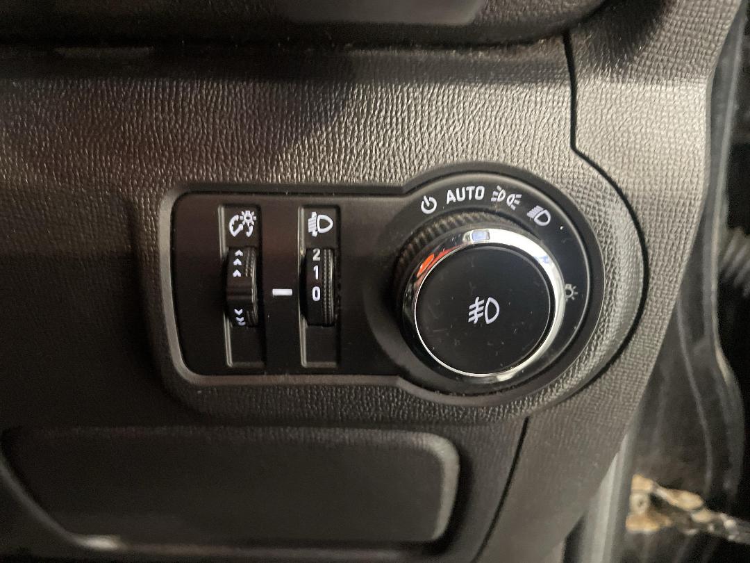 Photo '25' of Holden Colorado