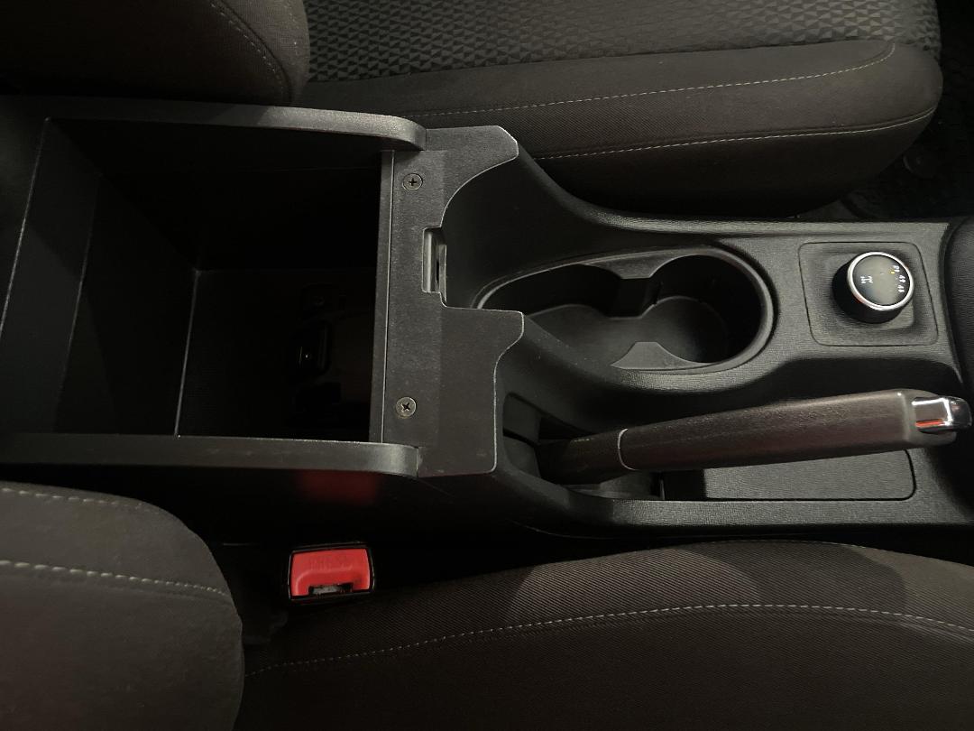 Photo '34' of Holden Colorado