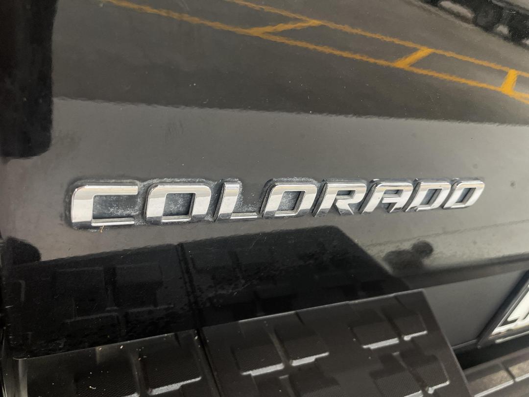 Photo '38' of Holden Colorado