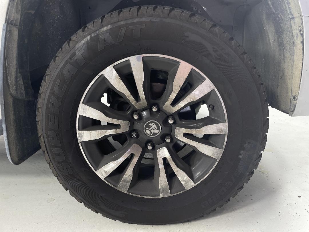 Photo '9' of Holden Colorado