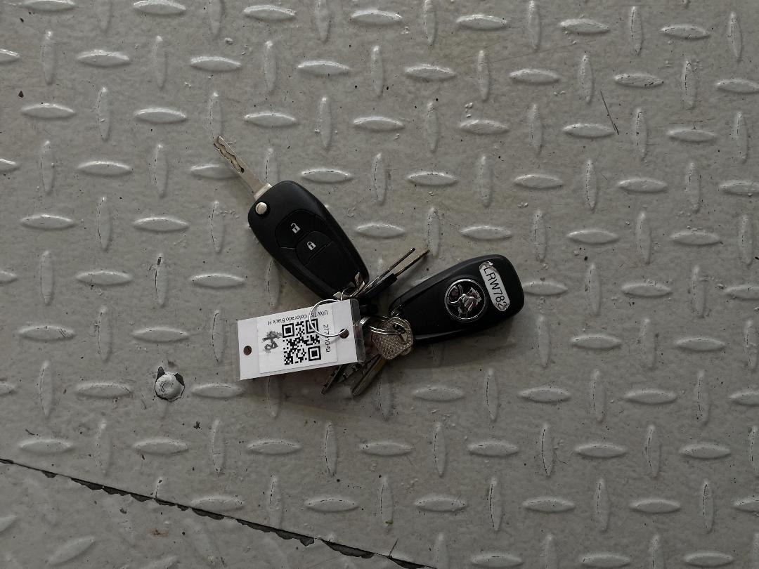 Photo '22' of Holden Colorado