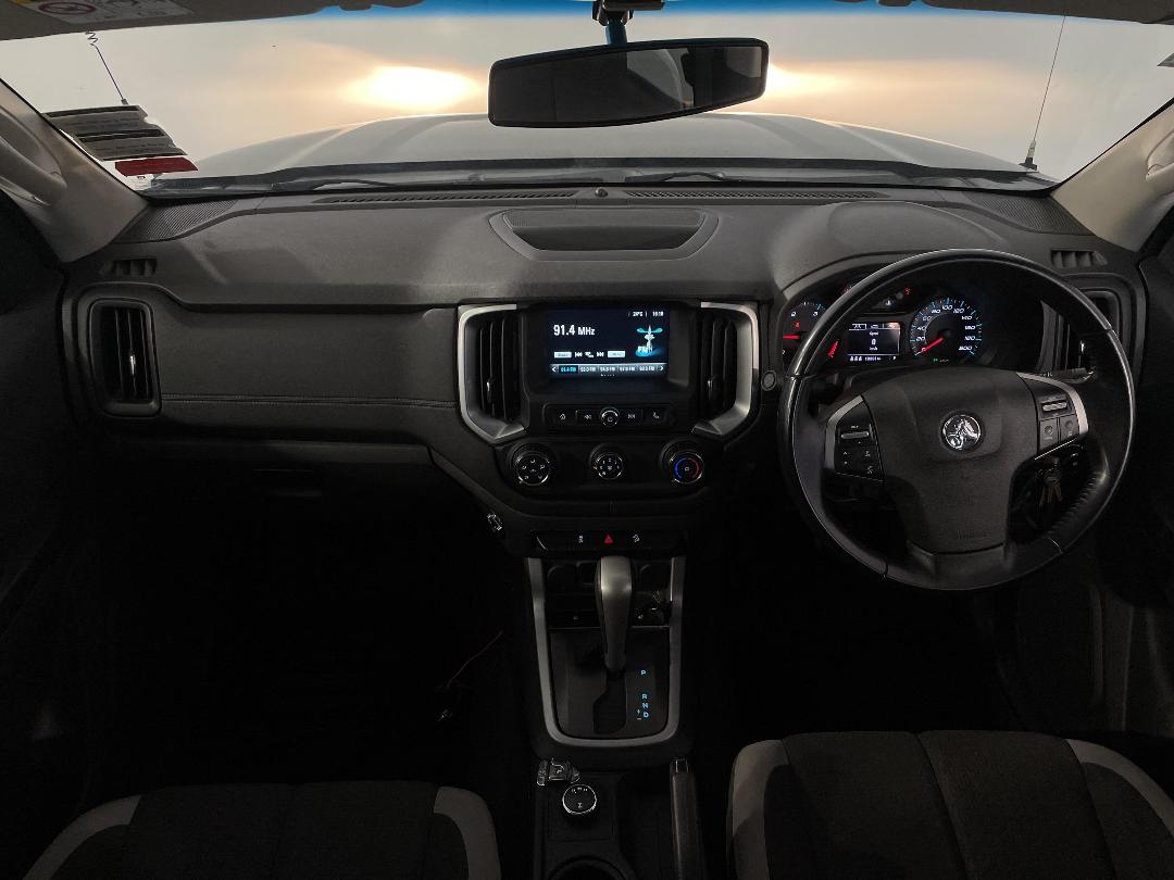 Photo '17' of Holden Colorado