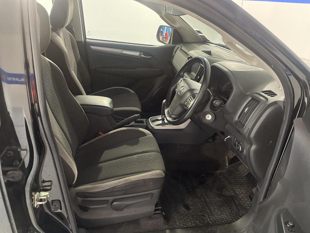 Photo '16' of Holden Colorado