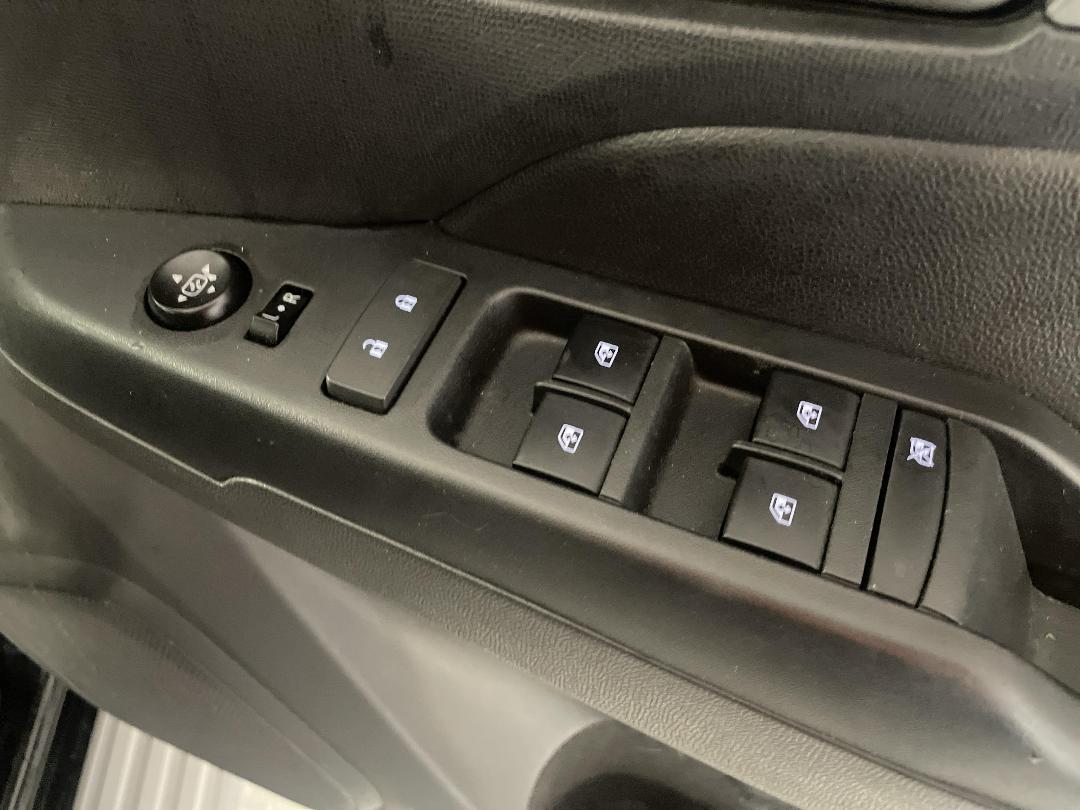 Photo '24' of Holden Colorado