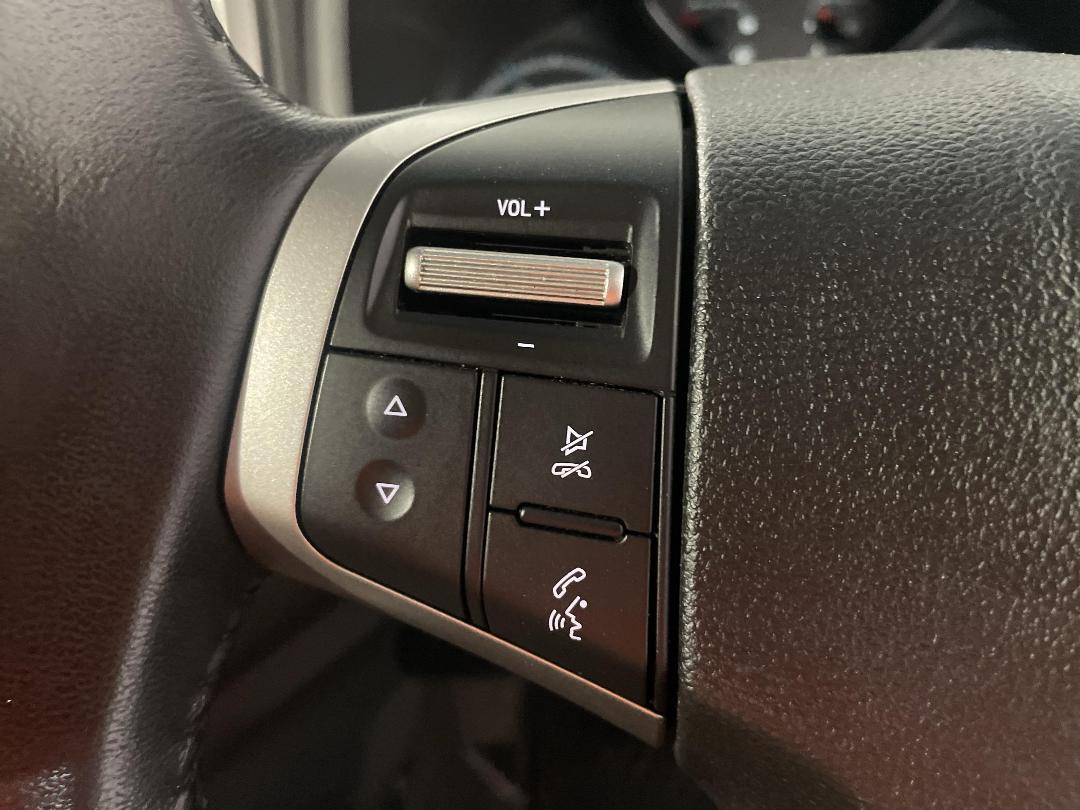 Photo '27' of Holden Colorado