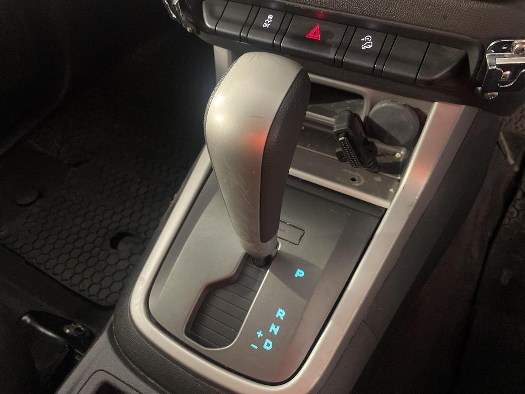 Photo '32' of Holden Colorado