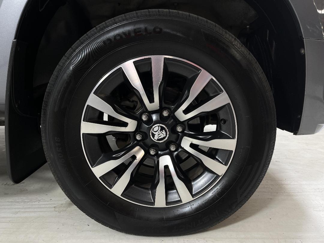 Photo '9' of Holden Colorado