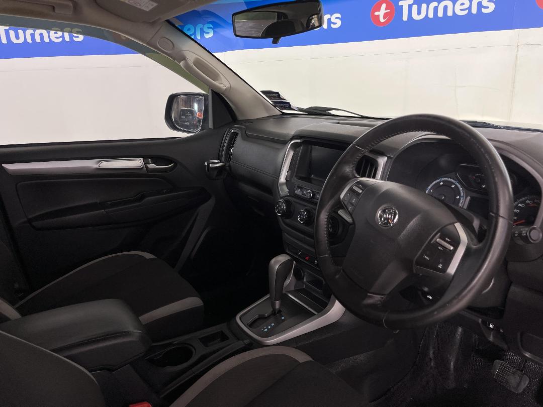 Photo '16' of Holden Colorado