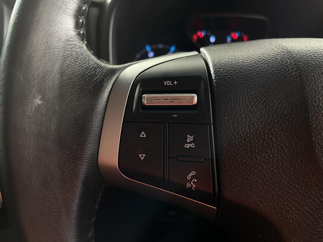 Photo '27' of Holden Colorado