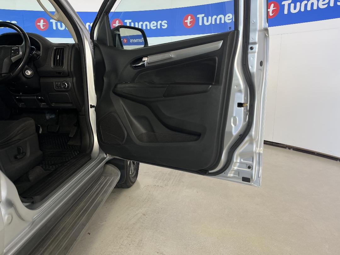 Photo '15' of Holden Colorado