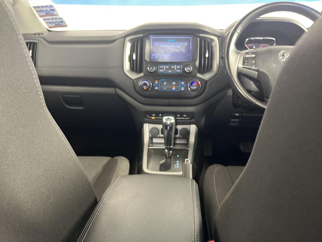 Photo '18' of Holden Colorado