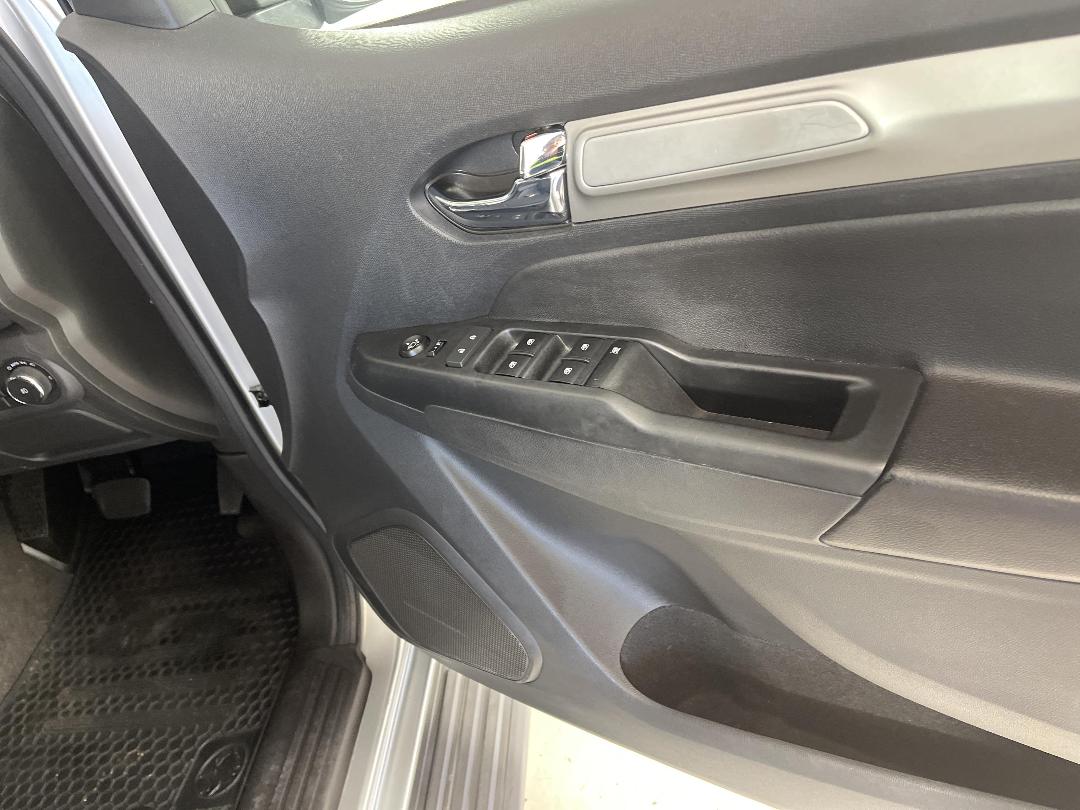 Photo '23' of Holden Colorado