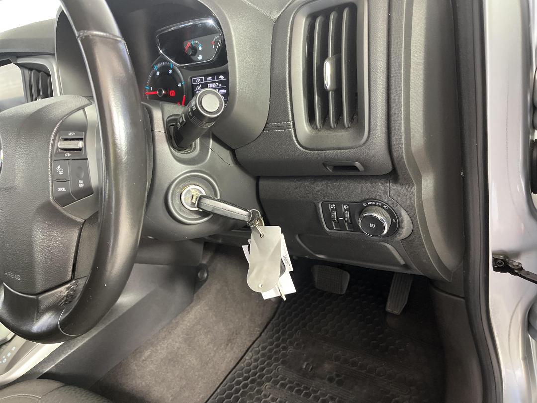 Photo '24' of Holden Colorado