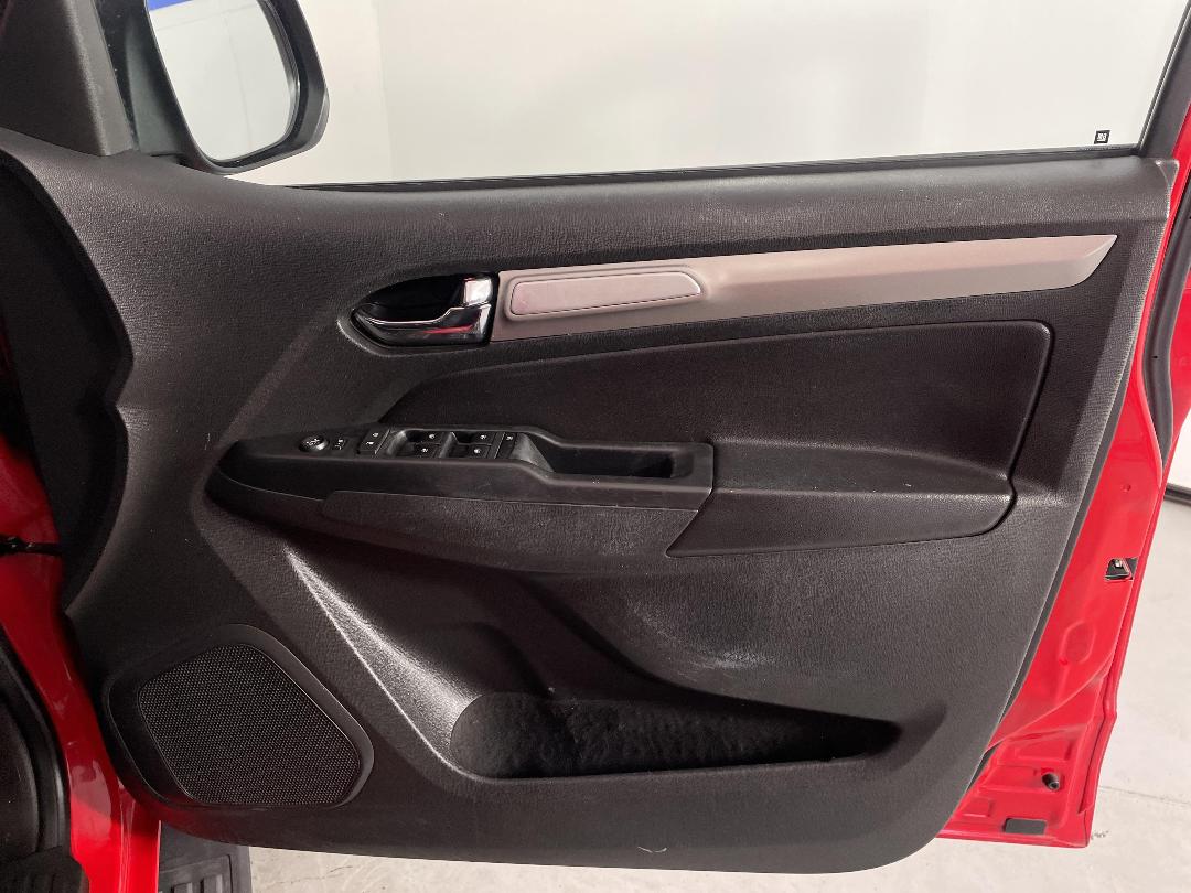 Photo '15' of Holden Colorado