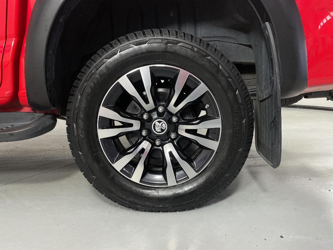 Photo '11' of Holden Colorado