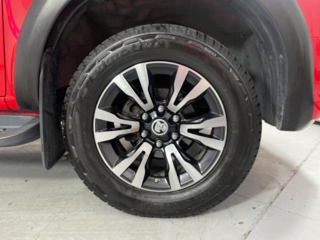 Photo '9' of Holden Colorado