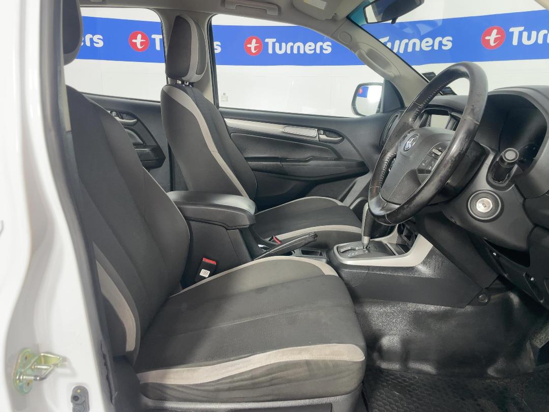 Photo '16' of Holden Colorado Photo '16' of Holden Colorado