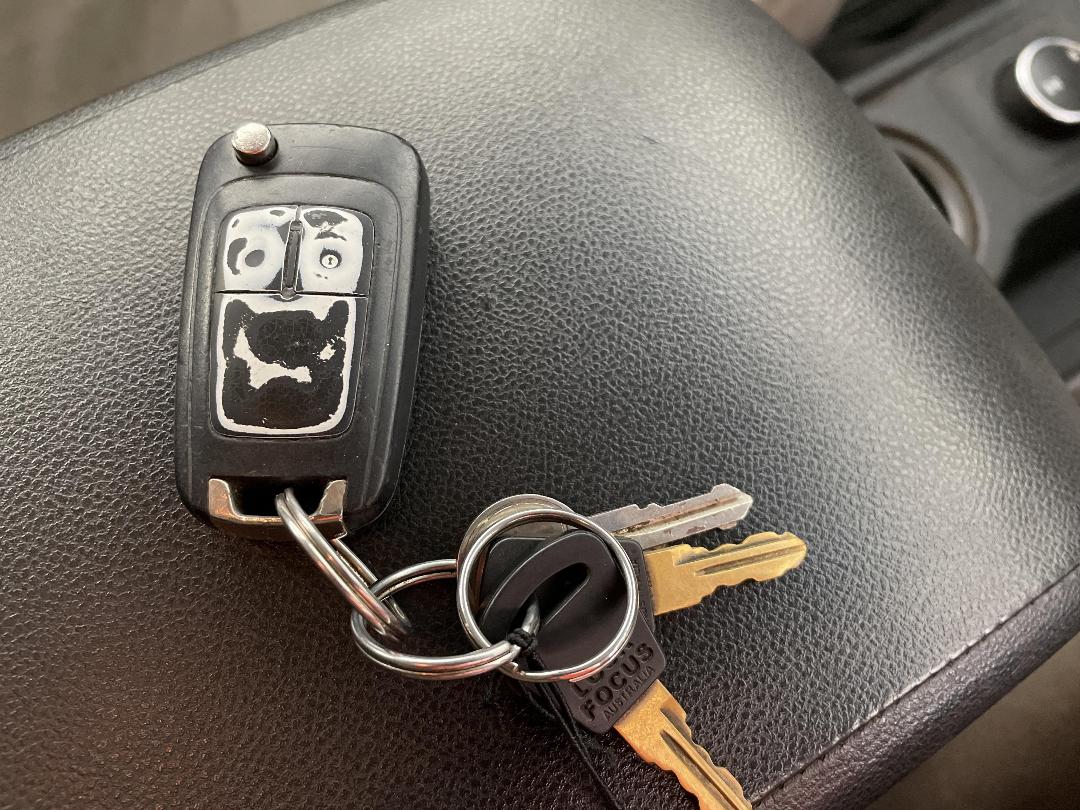 Photo '21' of Holden Colorado