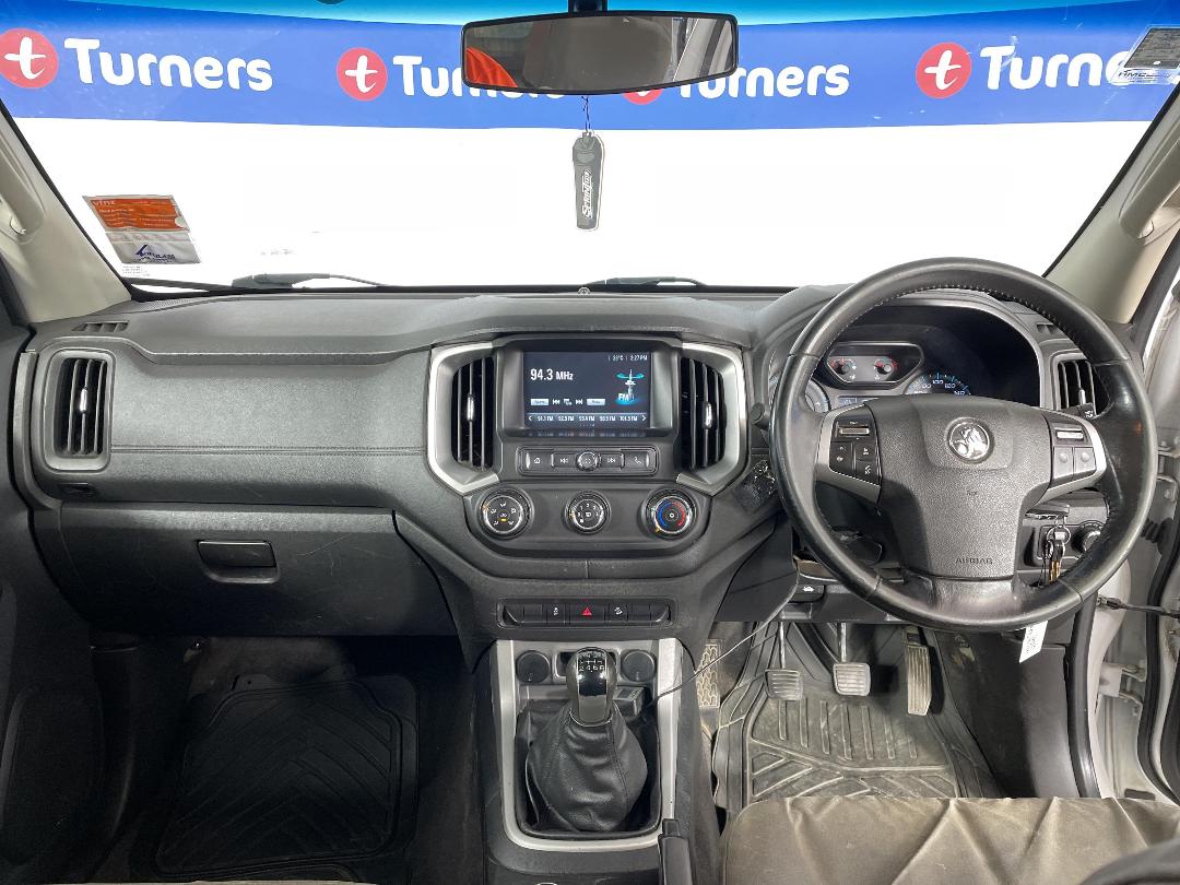 Photo '17' of Holden Colorado