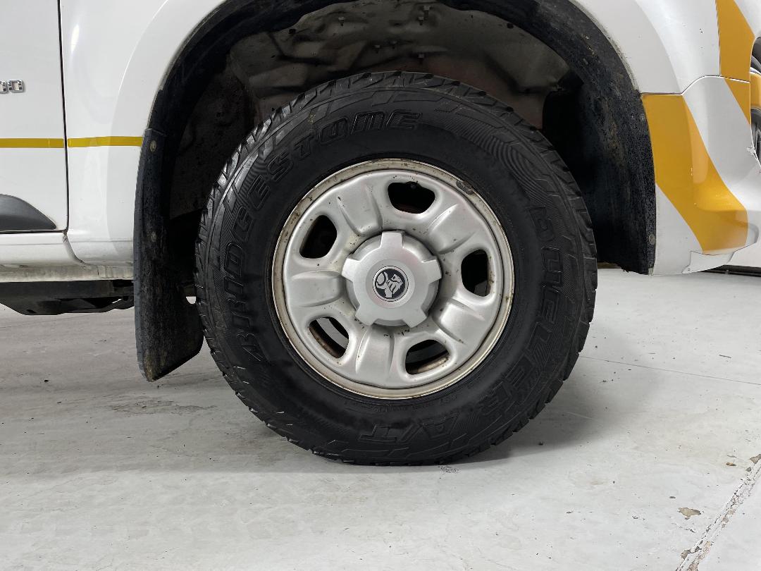 Photo '9' of Holden Colorado