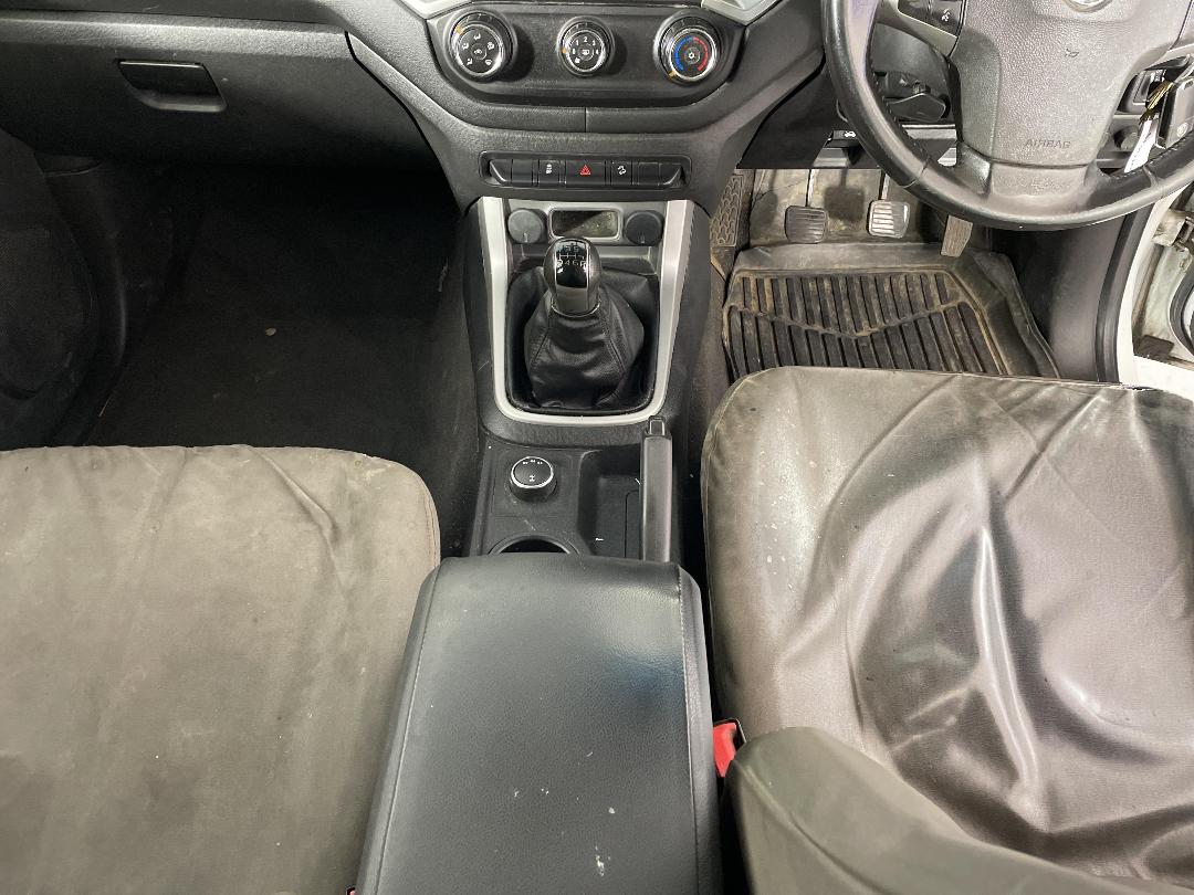 Photo '18' of Holden Colorado