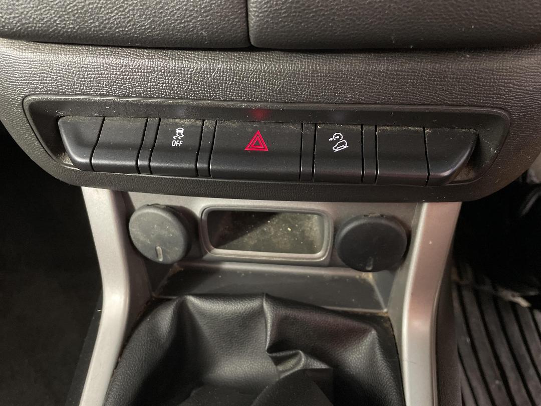 Photo '28' of Holden Colorado