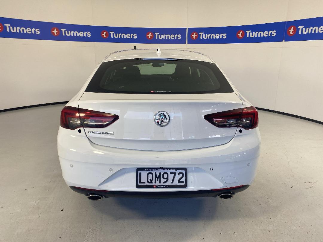 Photo '6' of Holden Commodore