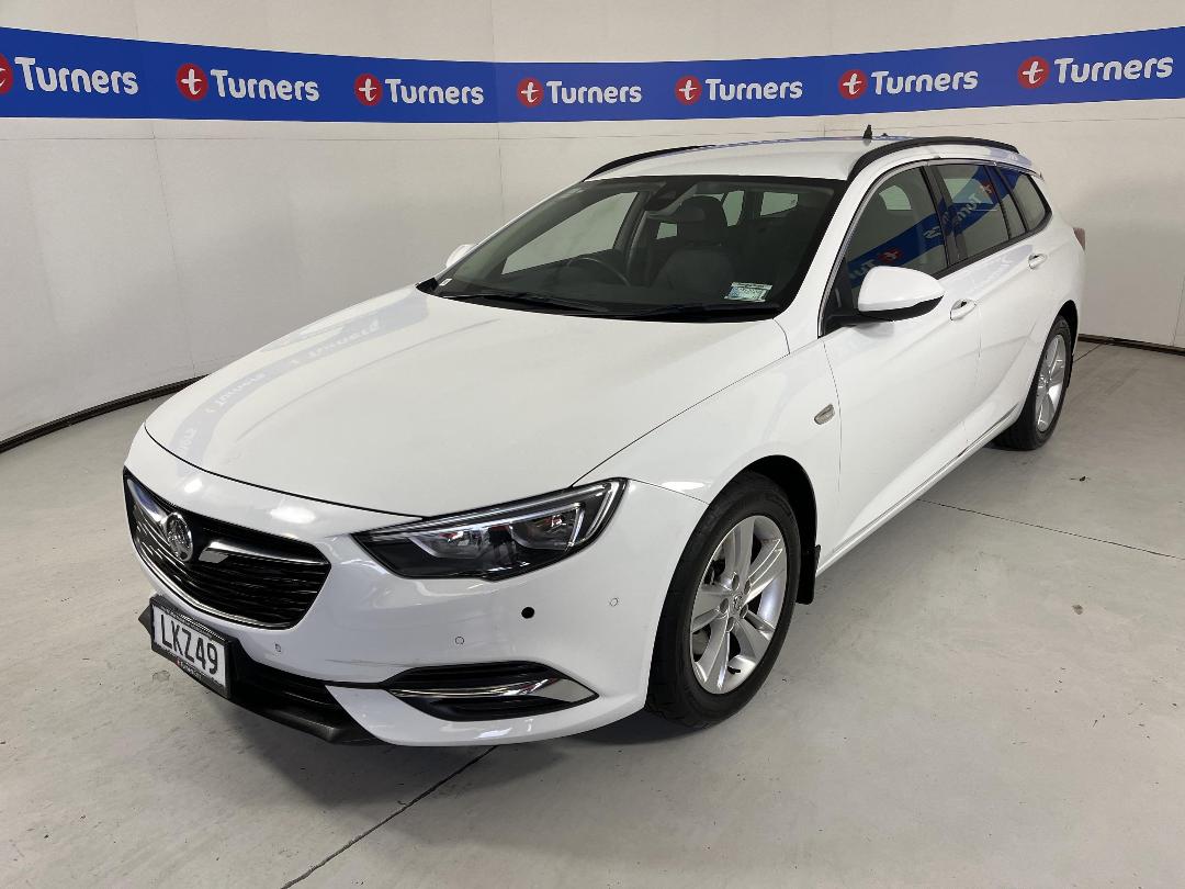 Photo '4' of Holden Commodore